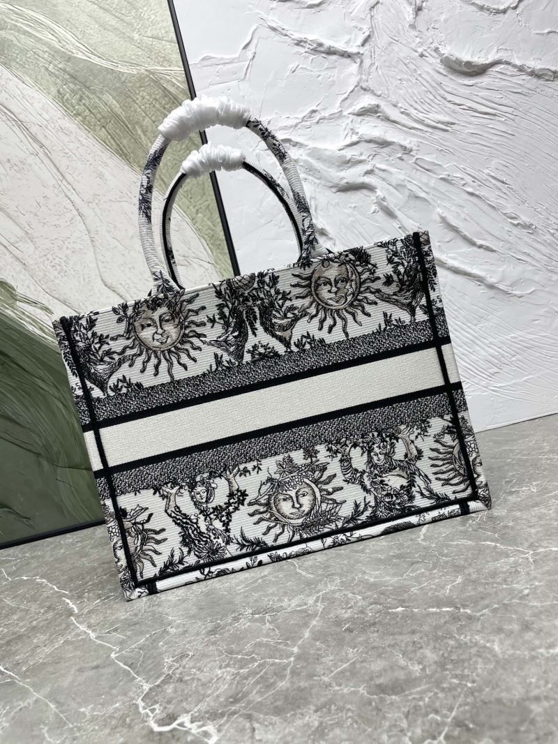 Christian Dior Shopping Bags